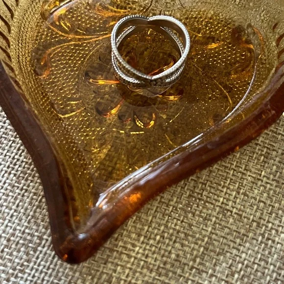 Anna Beck Two-Tone Pavé Ring Set in Gold & Silver - Picture 10 of 13